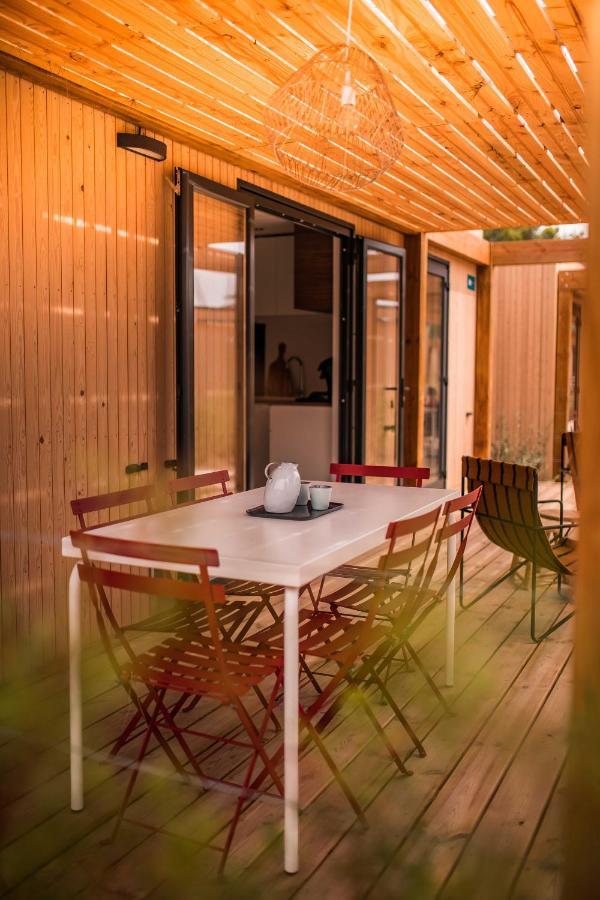 Salines Hotel Hyères Екстериор снимка