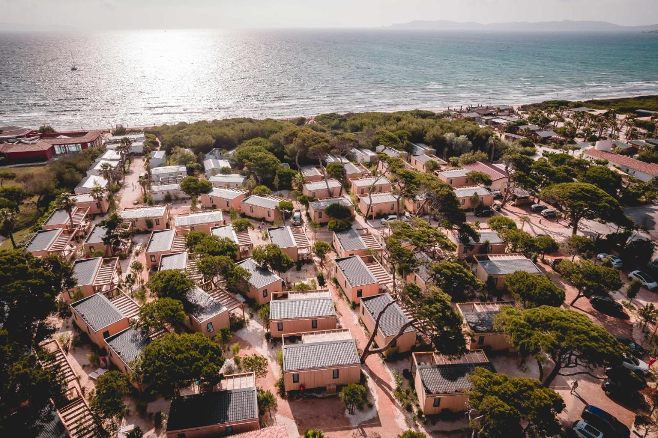 Salines Hotel Hyères Екстериор снимка