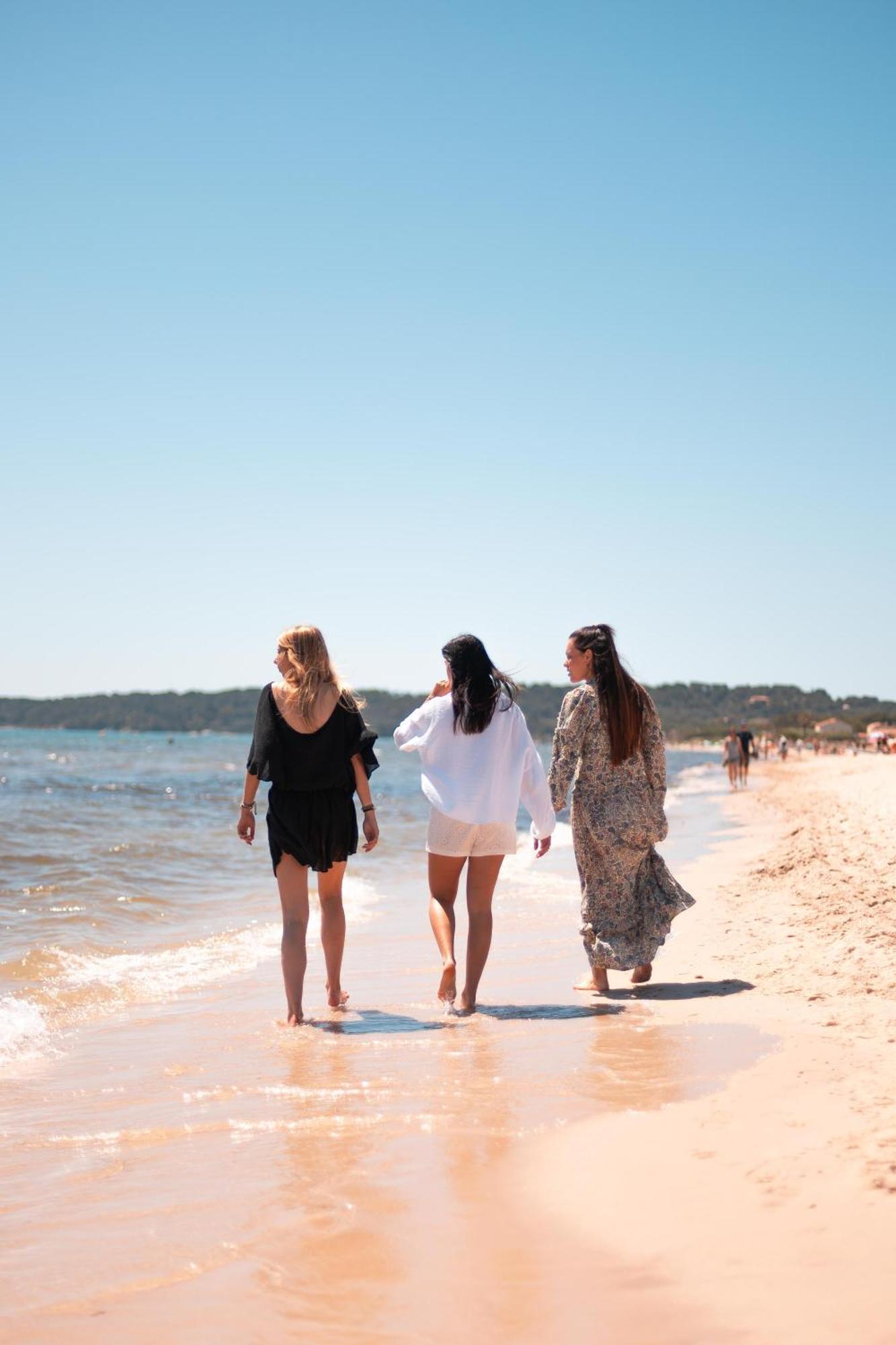 Salines Hotel Hyères Екстериор снимка