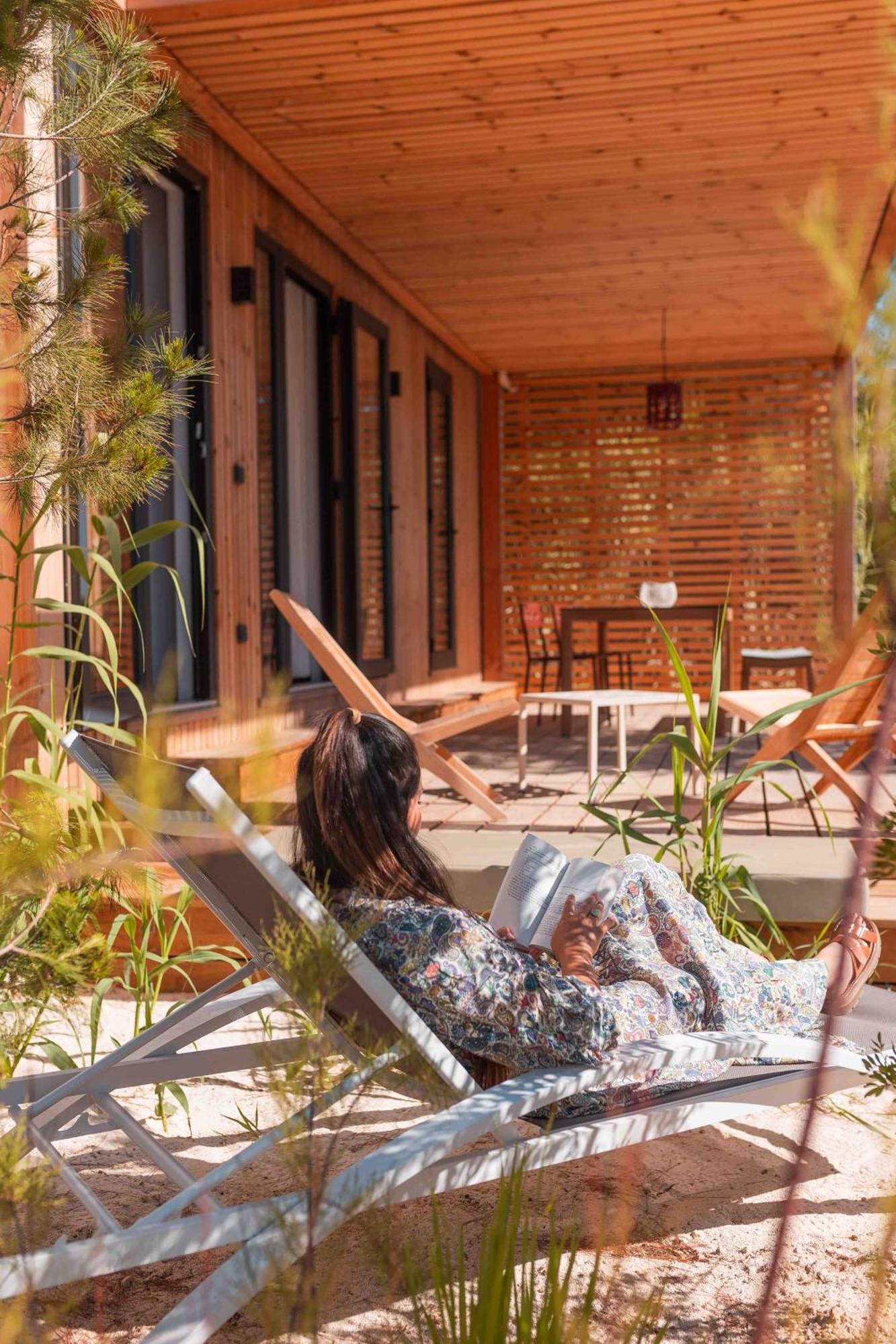 Salines Hotel Hyères Екстериор снимка