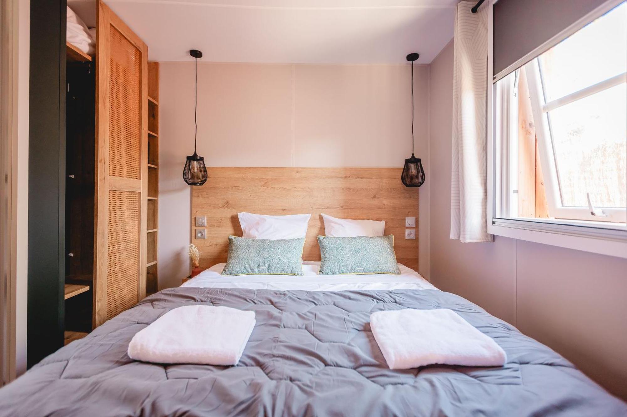Salines Hotel Hyères Екстериор снимка